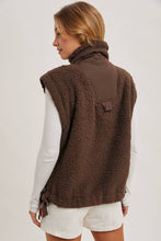 Load image into Gallery viewer, Beige Sherpa Vest
