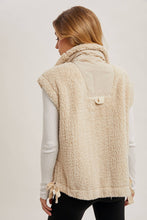 Load image into Gallery viewer, Coco Sherpa Vest
