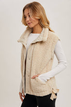 Load image into Gallery viewer, Coco Sherpa Vest
