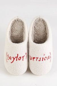 Taylor's Version Slippers Red