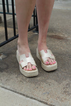 Load image into Gallery viewer, Lucy Gold Espadrille Wedge
