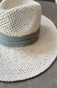 Nina Ivory Sun Hat