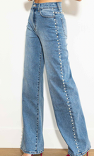 Load image into Gallery viewer, Pearl Stud High Rise Jeans
