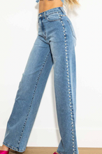 Load image into Gallery viewer, Pearl Stud High Rise Jeans
