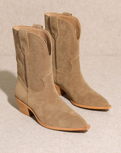 Nelly Taupe Boots