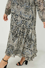 Load image into Gallery viewer, Black Paisley Curvy Maxi Dress
