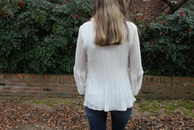 Load image into Gallery viewer, Justene White Long Sleeve Pleated Blouse
