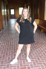 Load image into Gallery viewer, Black Pocket T-shirt Dress
