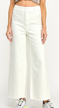 Load image into Gallery viewer, Marine White Straight Jeans

