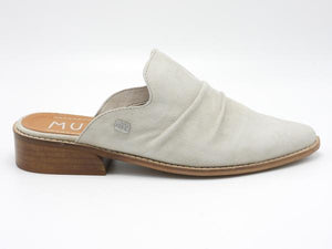 Achily Ice Slip On