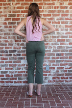 Load image into Gallery viewer, Olive Washed Cropped Jeans
